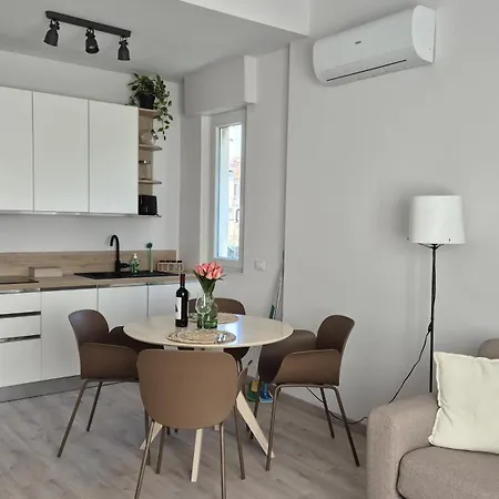 House * Como
