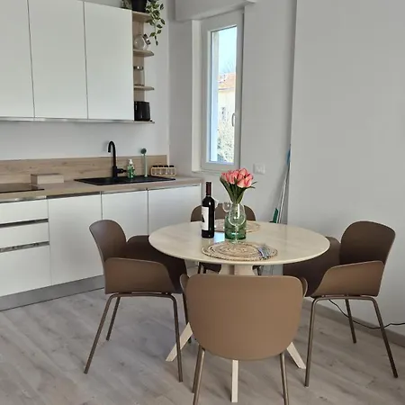 Апартаменты House